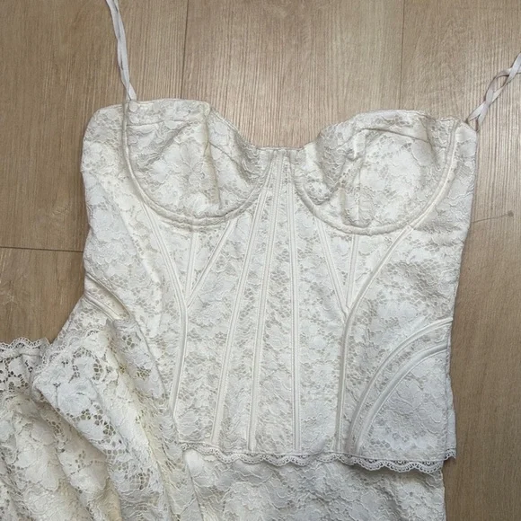 HOUSE OF CB 'Solaine' Ivory Lace Corset Maxi Dress, SIZE XL